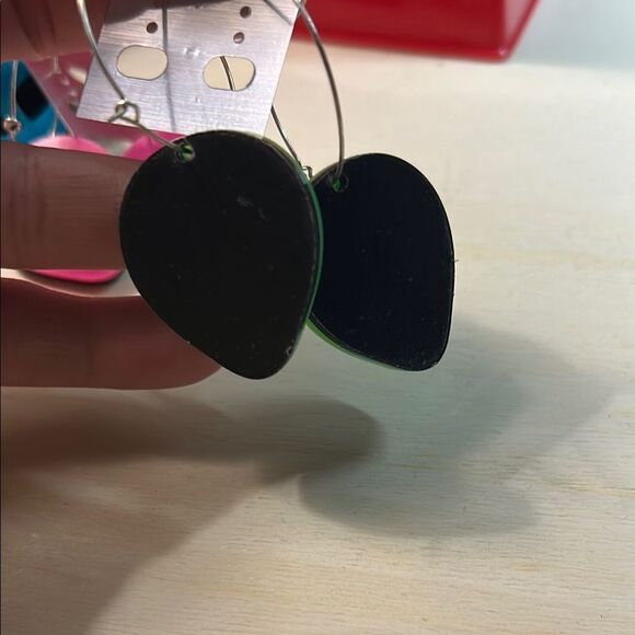 Colorful Alien Face Earrings - Picture 7 of 7